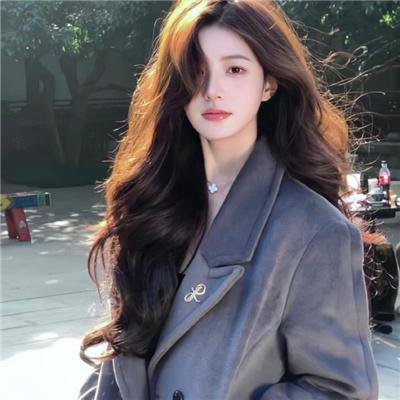 温泉屋的小老板娘