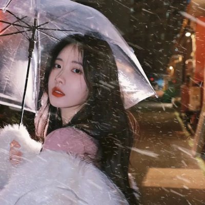 10号舱里的女人